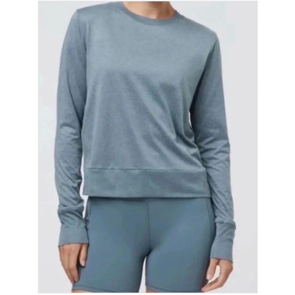 Vuori Womens Daydream Crewneck Pullover in Blue Long Sleeve Athleisure Size M